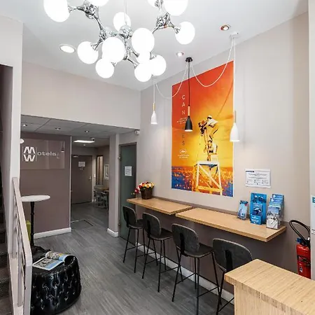 Otel Modern Waikiki Cannes